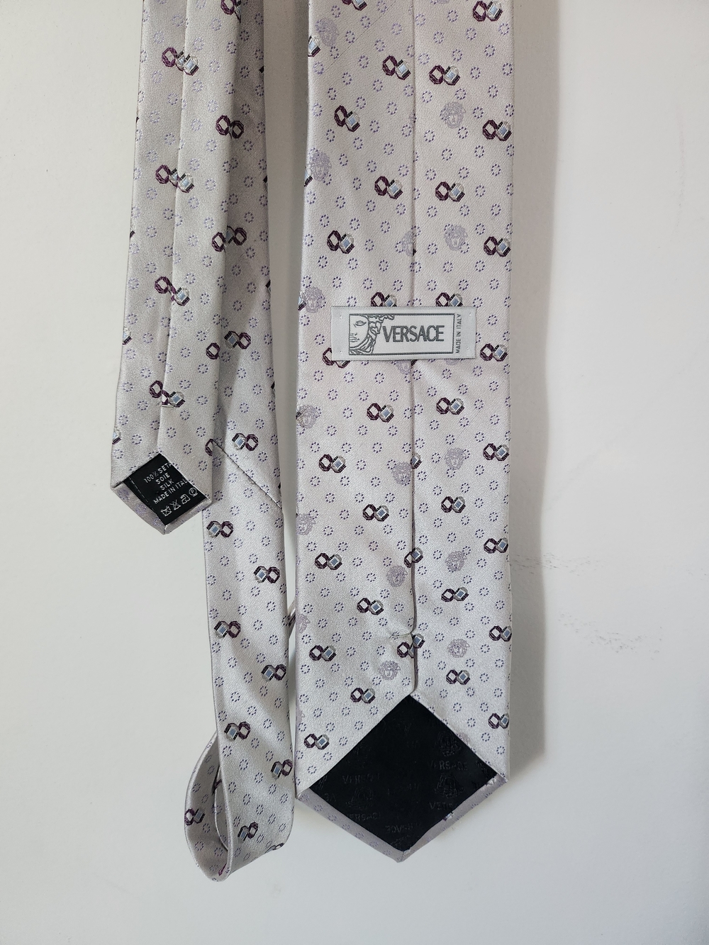Versace Light Gray Patterned Silk Tie